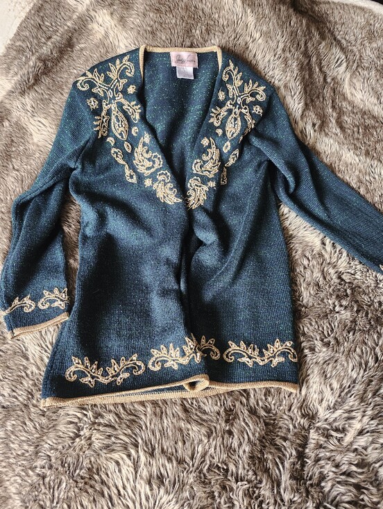 Sweaters - Vintage Jaclyn Smith Green Embroidered Sweater- Size Small